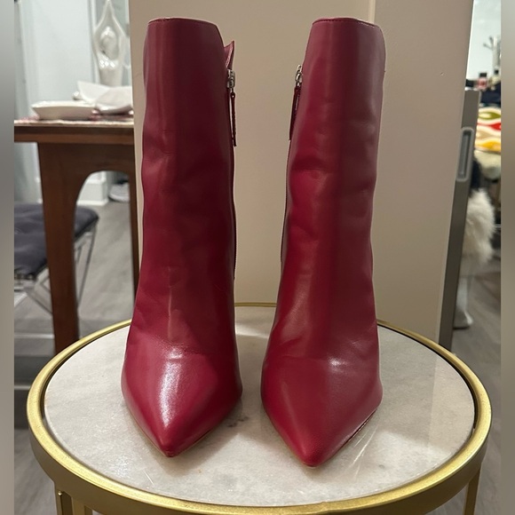 Schutz Betsey Pointed Toe Bootie in Cerise Pink  Leather Upper size 9.5 - Picture 3 of 9